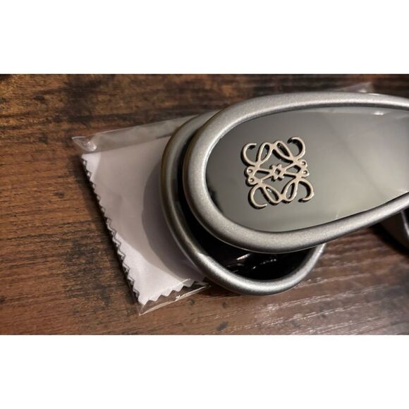 LOEWE 
Mirrored nylon mask sunglasses in Silver NWB - Picture 9 of 10